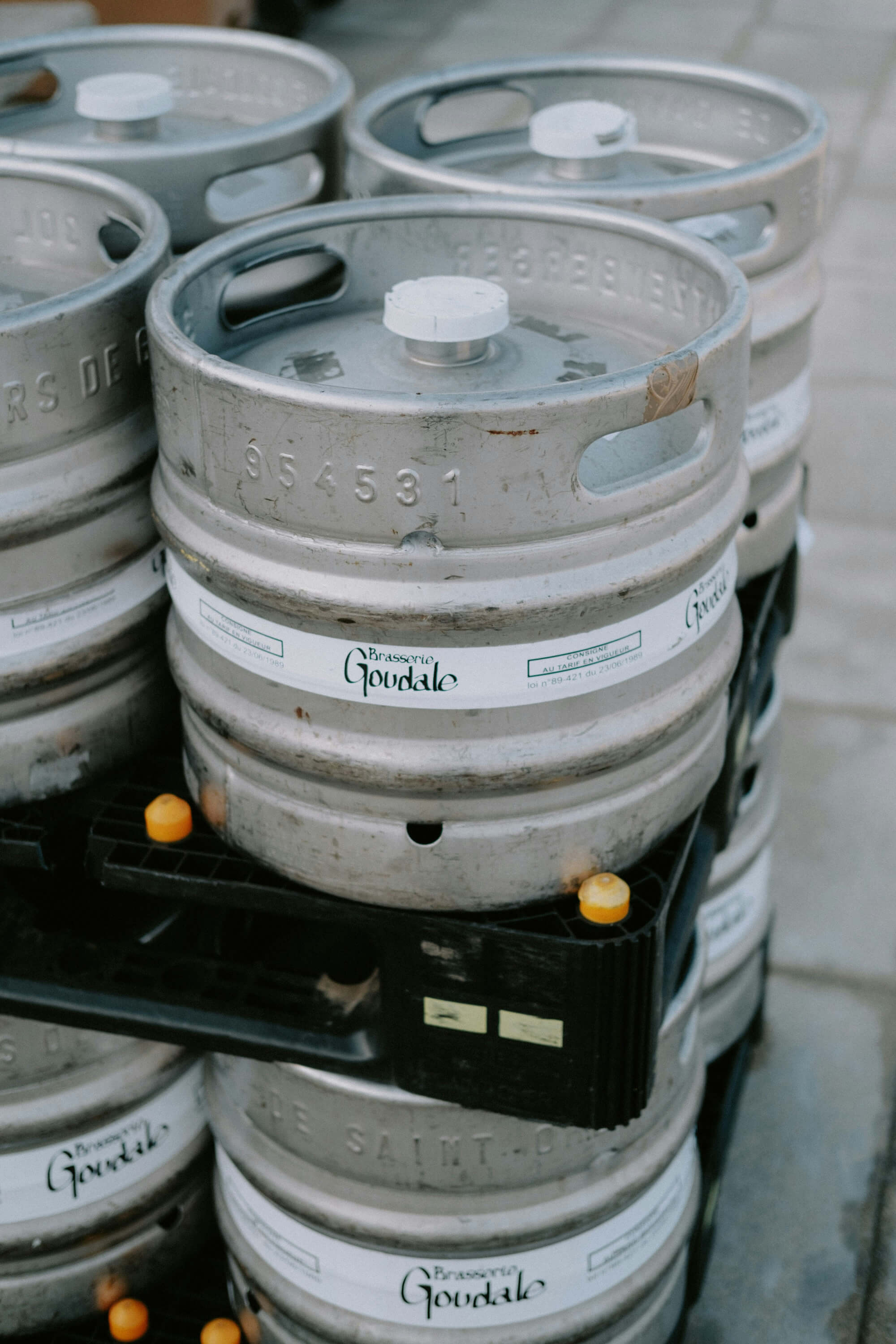 Are beer kegs made of aluminum ?