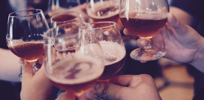 Offrir une bière comme cadeau à un mariage