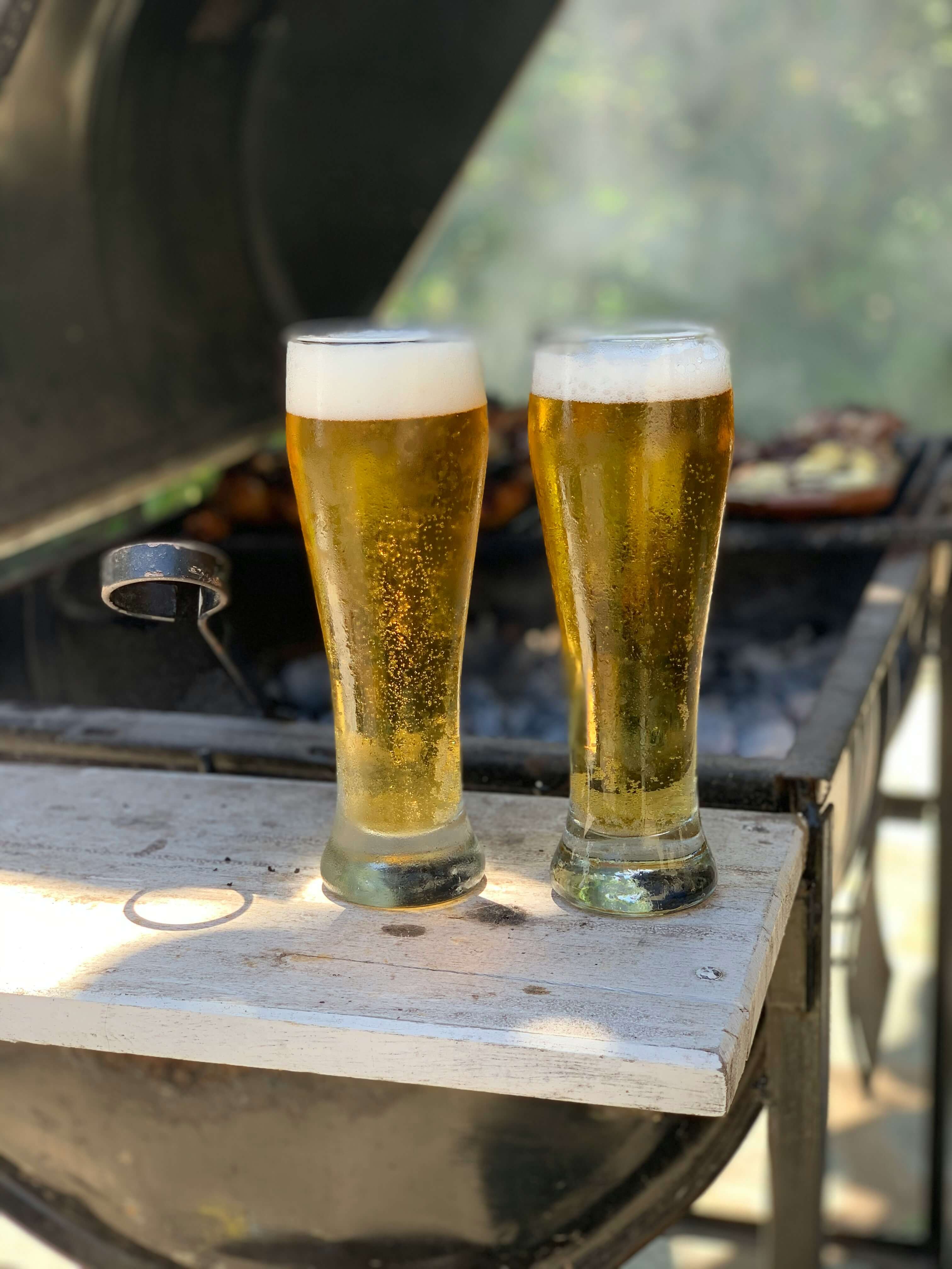 La cerveza y la barbacoa