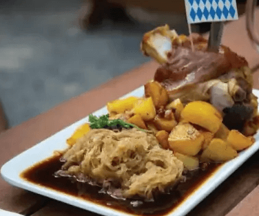 Easy sauerkraut recipe with cabbage cooked in beer