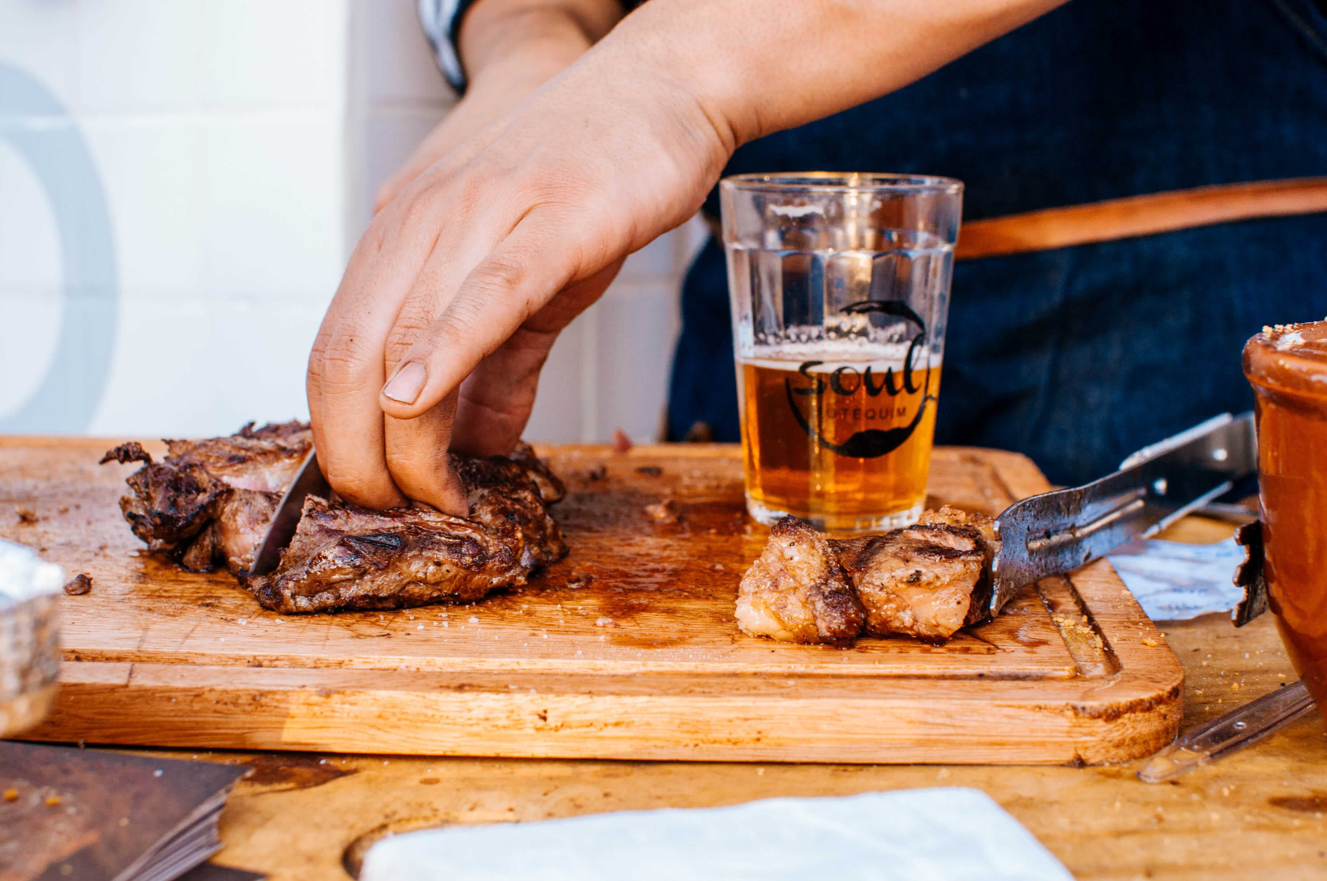 How to prepare an American barbecue with beer ?