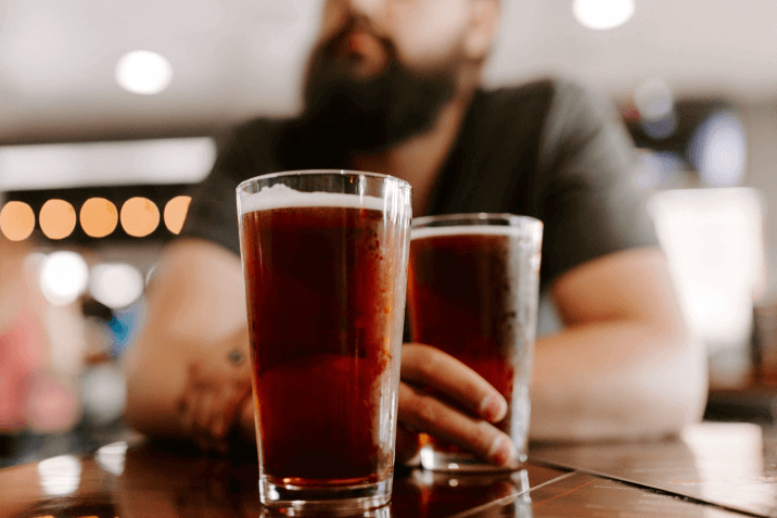 prendre soin de sa peau et de sa barbe avec la bière