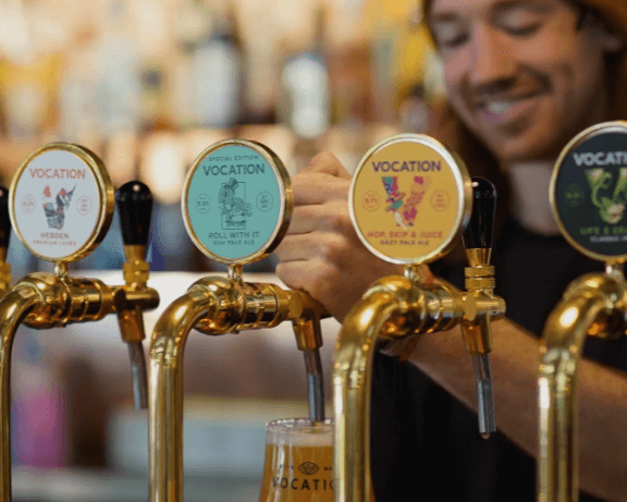 What is a zythologist ?